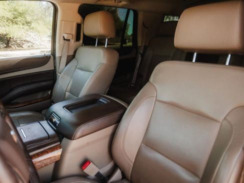 Used 2015 Chevrolet Tahoe LTZ image 14