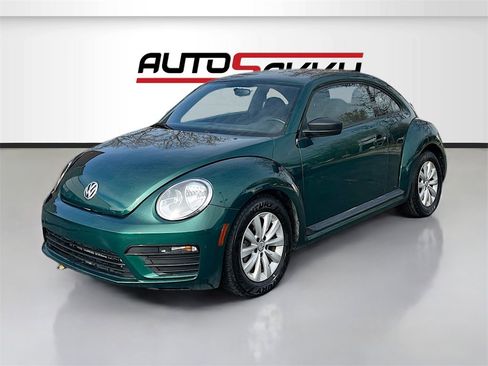 Used 2018 Volkswagen Beetle 2.0T S image 3