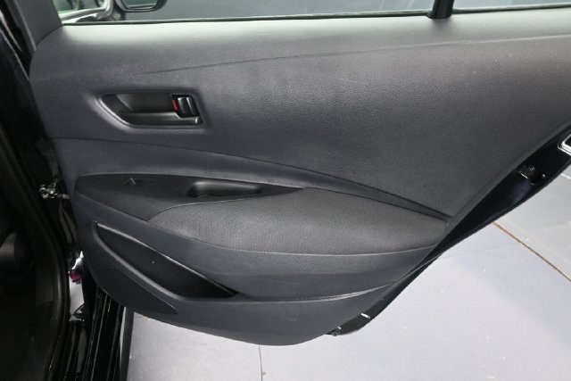 Used 2026 Toyota Corolla LE FWD image 30