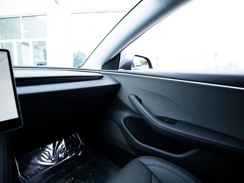 Used 2026 Tesla Model 3 RWD image 34