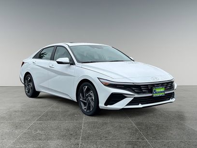 New 2025 Hyundai Elantra Limited