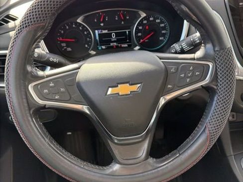 Used 2018 Chevrolet Equinox LT w/ Sun & Infotainment Package image 7