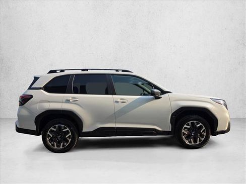 Used 2026 Subaru Forester Premium AWD/4WD image 6