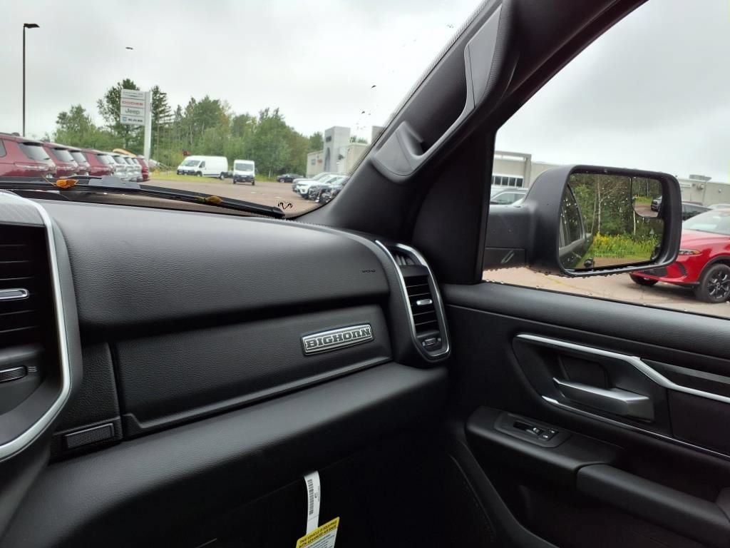 New 2025 RAM 1500 Big Horn AWD/4WD image 17