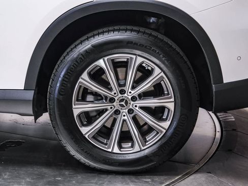 Certified 2025 Mercedes-Benz GLC 300 GLC 300 image 8