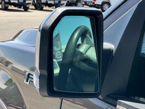 Used 2016 Ford F150 Lariat w/ Equipment Group 502A Luxury AWD/4WD image 27