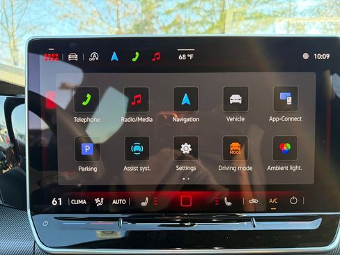 New 2026 Volkswagen GTI SE image 19