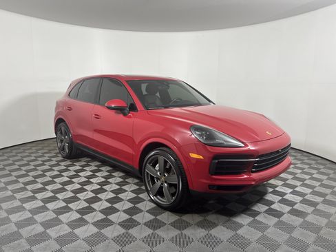 Certified 2023 Porsche Cayenne AWD/4WD image 9