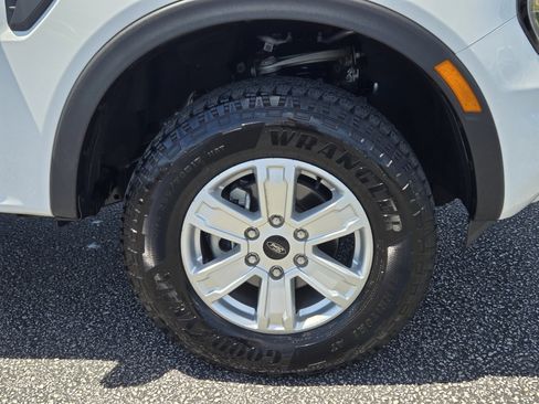 Used 2025 Ford Ranger XL w/ Trailer Tow Package RWD image 5