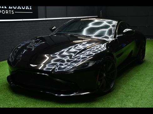 Used 2020 Aston Martin V8 Vantage Coupe RWD image 1