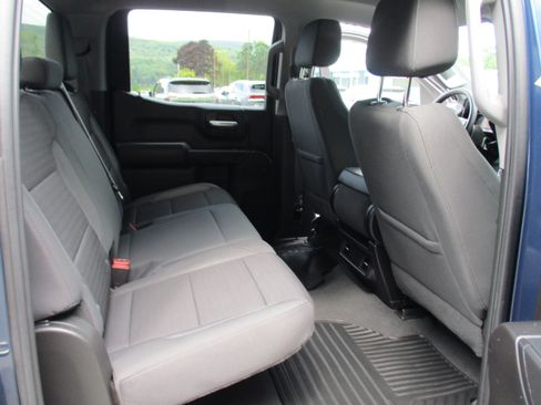 Used 2022 Chevrolet Silverado 1500 Custom AWD/4WD image 13