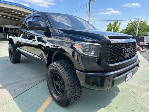 Used 2021 Toyota Tundra SR5 w/ TRD Off-Road Package AWD/4WD image 5