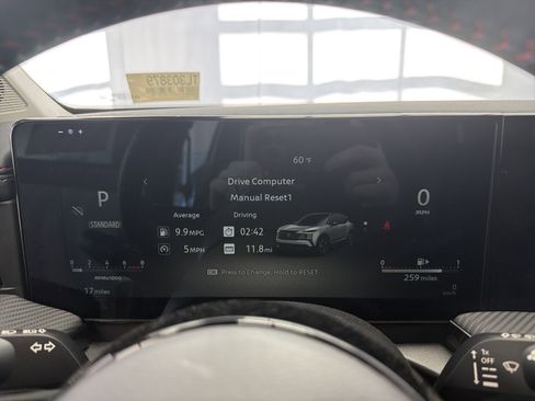 New 2026 Nissan Kicks SR image 12