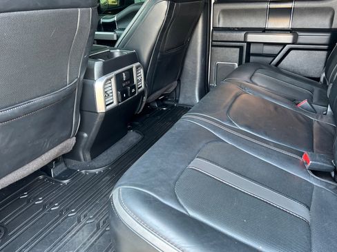 Used 2019 Ford F250 Platinum w/ Platinum Ultimate Package image 12