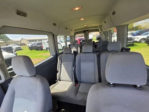 Used 2017 Ford Transit 350 XLT image 13