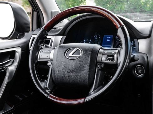 Used 2015 Lexus GX 460 w/ Premium Package AWD/4WD image 23