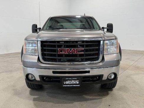 Used 2008 GMC Sierra 2500 SLT w/ Convenience Package AWD/4WD image 3