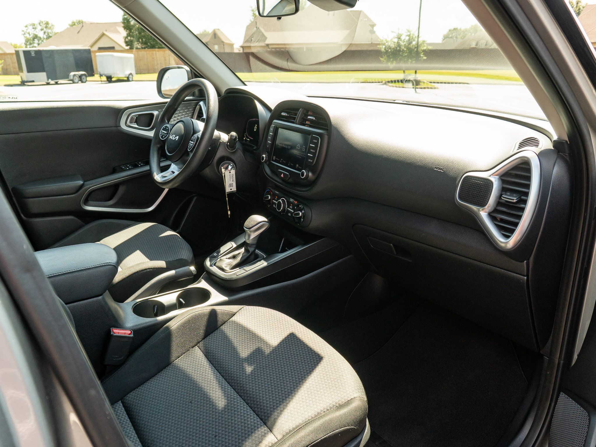 Used 2023 Kia Soul LX w/ LX Technology Package FWD image 19