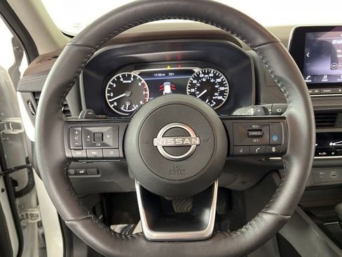 Used 2023 Nissan Rogue SV w/ SV Premium B Package AWD/4WD image 21