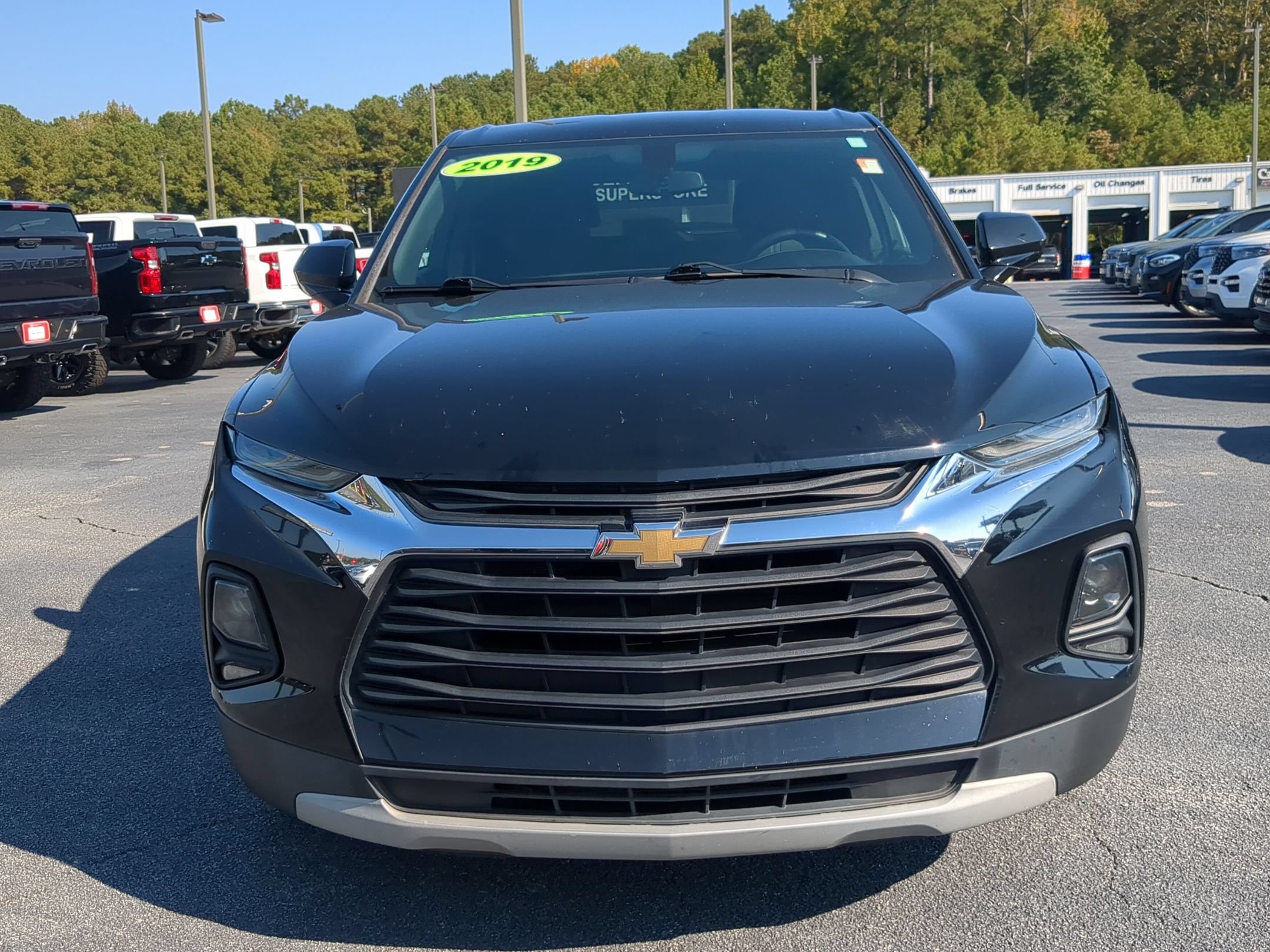 Used 2019 Chevrolet Blazer LT FWD image 2