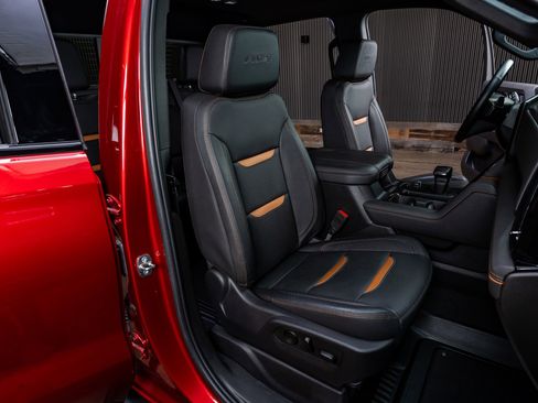 Used 2024 GMC Sierra 1500 AT4 w/ Technology Package image 28