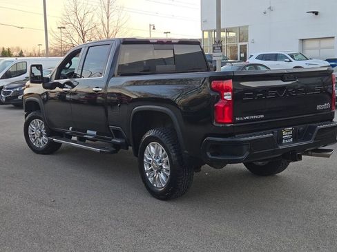 Used 2021 Chevrolet Silverado 2500 High Country AWD/4WD image 15