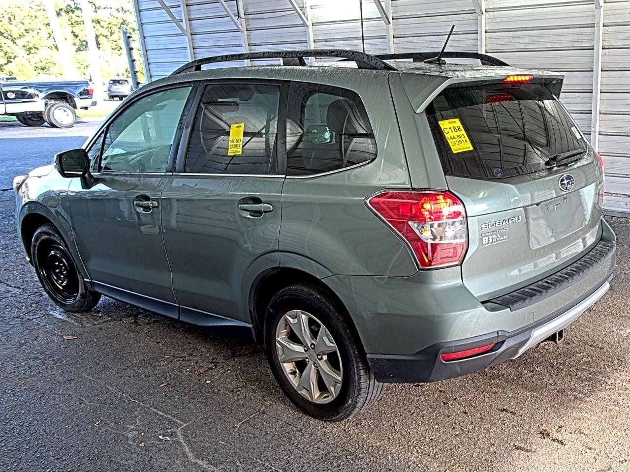 Used 2014 Subaru Forester 2.5i Touring AWD/4WD image 4