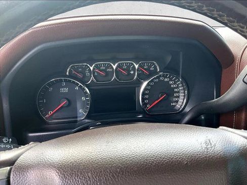 Used 2014 Chevrolet Silverado 1500 High Country w/ High Country Premium Package AWD/4WD image 18