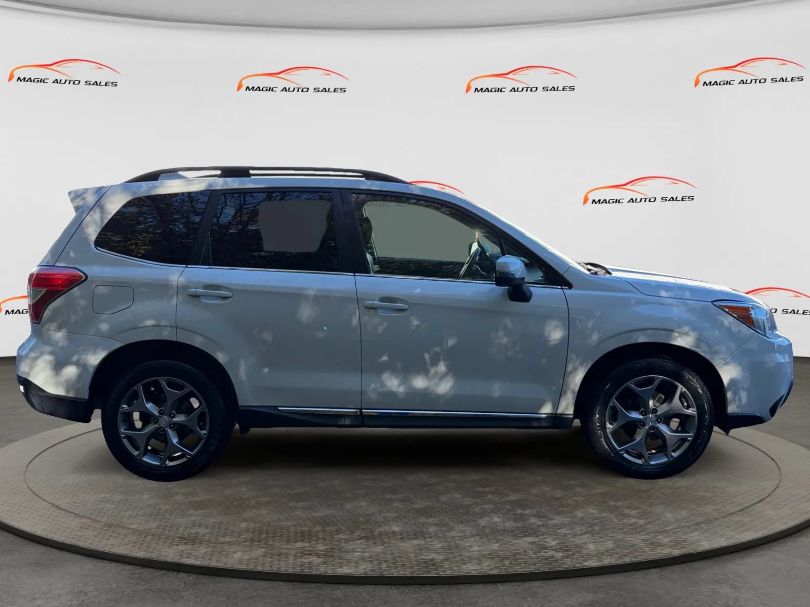 Used 2016 Subaru Forester 2.5i Touring w/ Eyesight & Navigation System AWD/4WD image 6