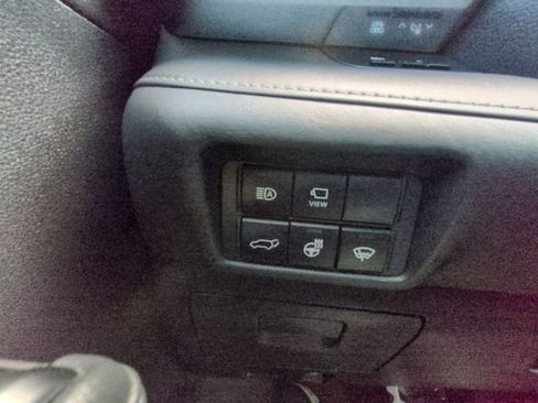 Used 2021 Toyota Highlander Limited image 33