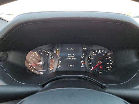 Used 2023 Jeep Compass Limited image 17