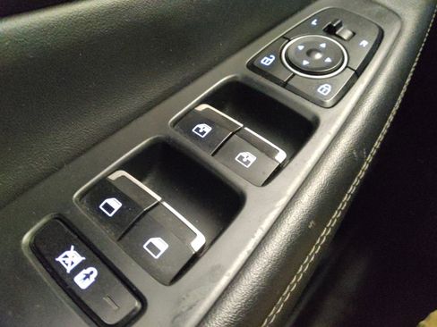 Used 2020 Hyundai Santa Fe Limited AWD/4WD image 27