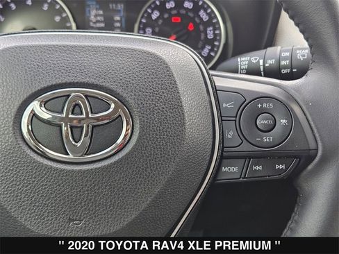 Used 2020 Toyota RAV4 XLE Premium image 24
