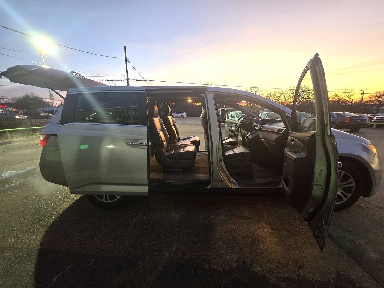 Used 2012 Honda Odyssey EX-L image 61