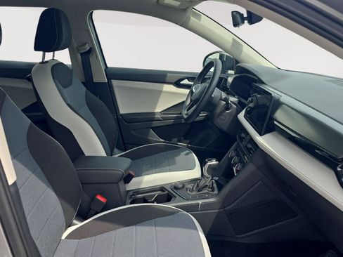 Certified 2025 Volkswagen Taos S AWD/4WD image 14