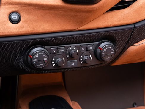 Used 2020 Ferrari 488 Pista Spider image 74