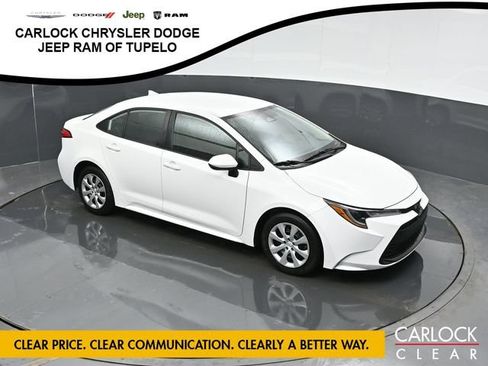 Used 2024 Toyota Corolla LE FWD image 45