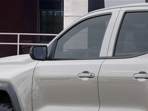 New 2026 GMC Canyon Elevation w/ Convenience Package RWD image 12