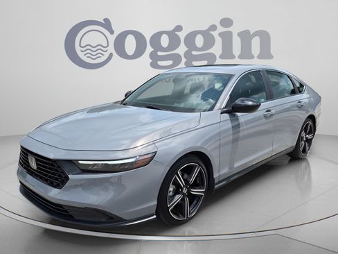 Certified 2023 Honda Accord Sport image 1