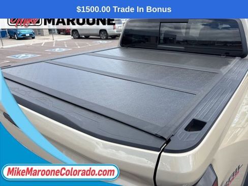 Used 2023 Chevrolet Colorado Trail Boss w/ LPO, Dark Essentials Package AWD/4WD image 7