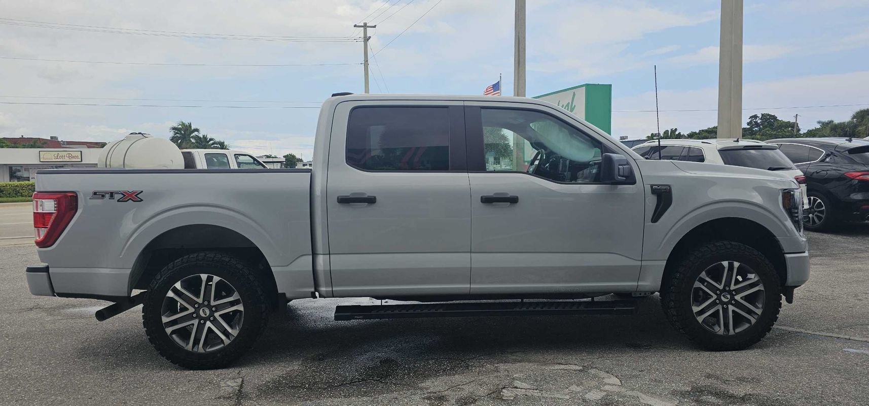 Used 2022 Ford F150 XL w/ STX Appearance Package RWD image 8