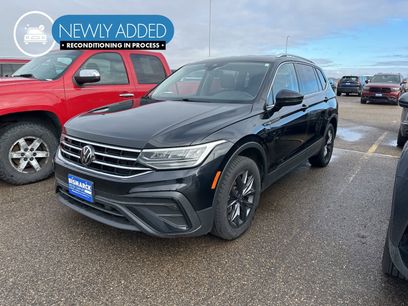 Used 2022 Volkswagen Tiguan SE
