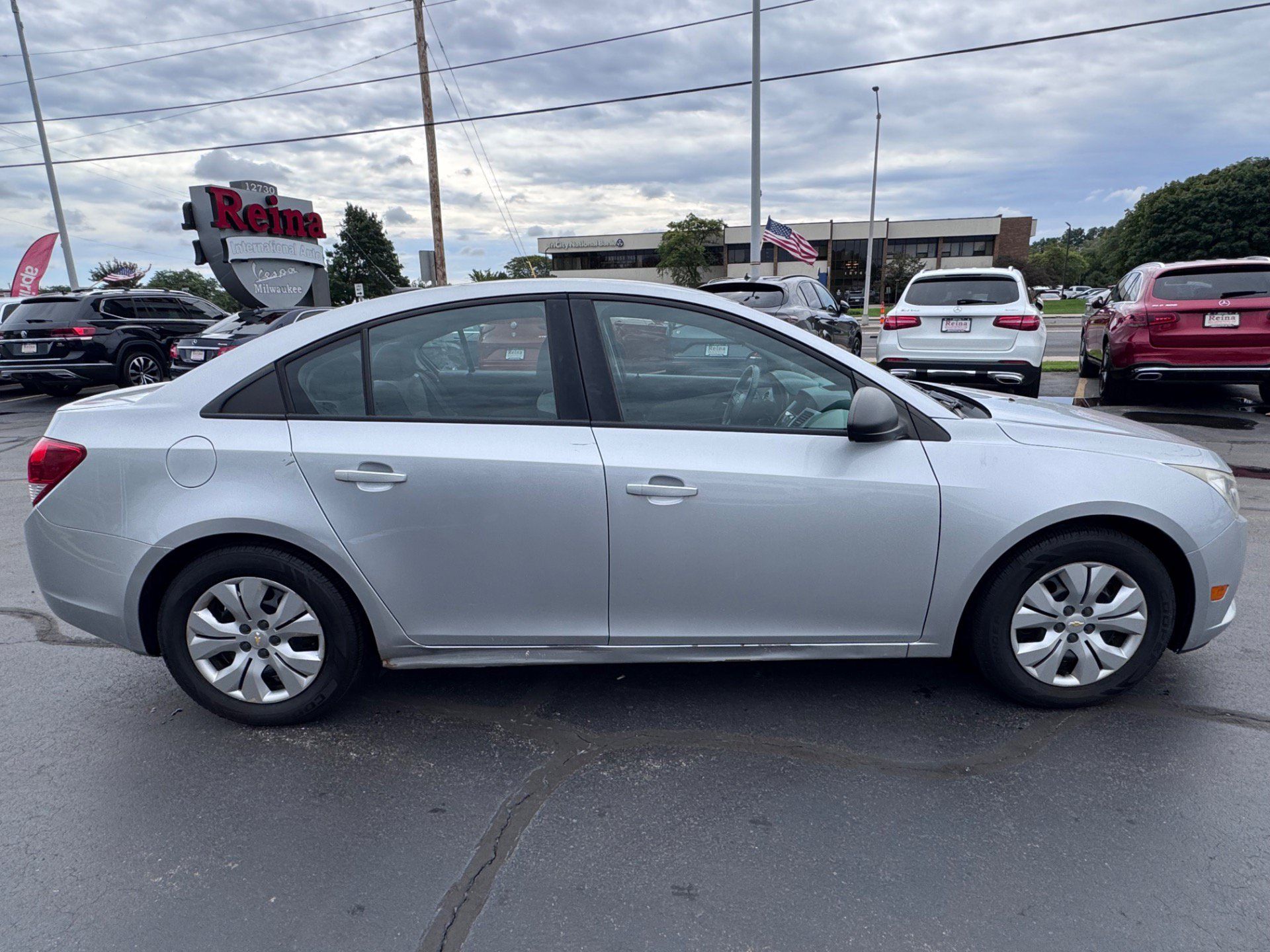 Used 2014 Chevrolet Cruze LS FWD image 13