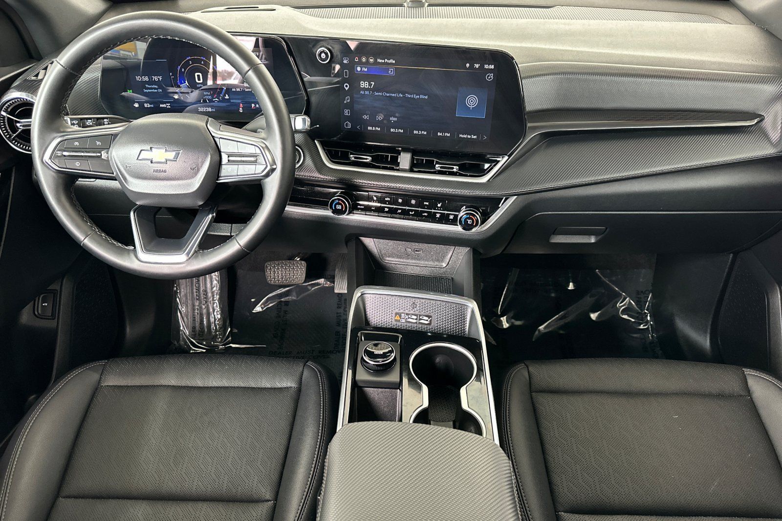 Used 2026 Chevrolet Equinox LT w/ Convenience Package II AWD/4WD image 16