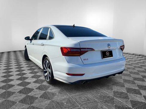 Used 2019 Volkswagen Jetta GLI image 8