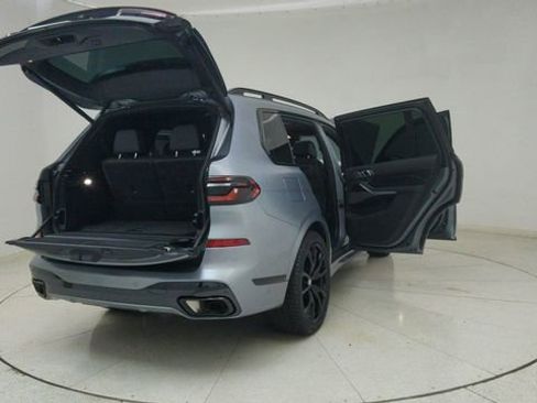 Used 2024 BMW X7 xDrive40i w/ M Sport Package image 79