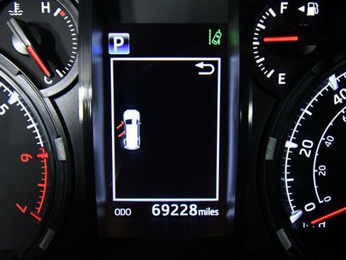 Used 2022 Toyota 4Runner SR5 w/ TRD Black Wheel Package (TMS) image 26