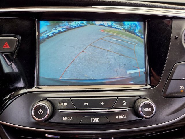 Used 2020 Buick Envision Essence FWD image 27