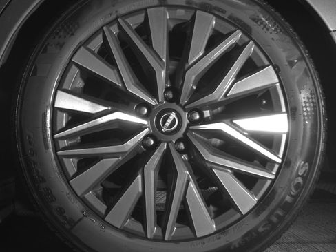 Used 2025 Nissan Altima 2.5 SV image 14