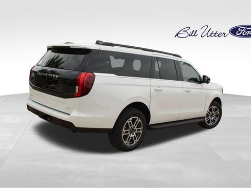 New 2026 Ford Expedition Max Active AWD/4WD image 3